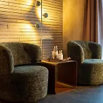 Studio Kittel Guest Room With Private Bathroom