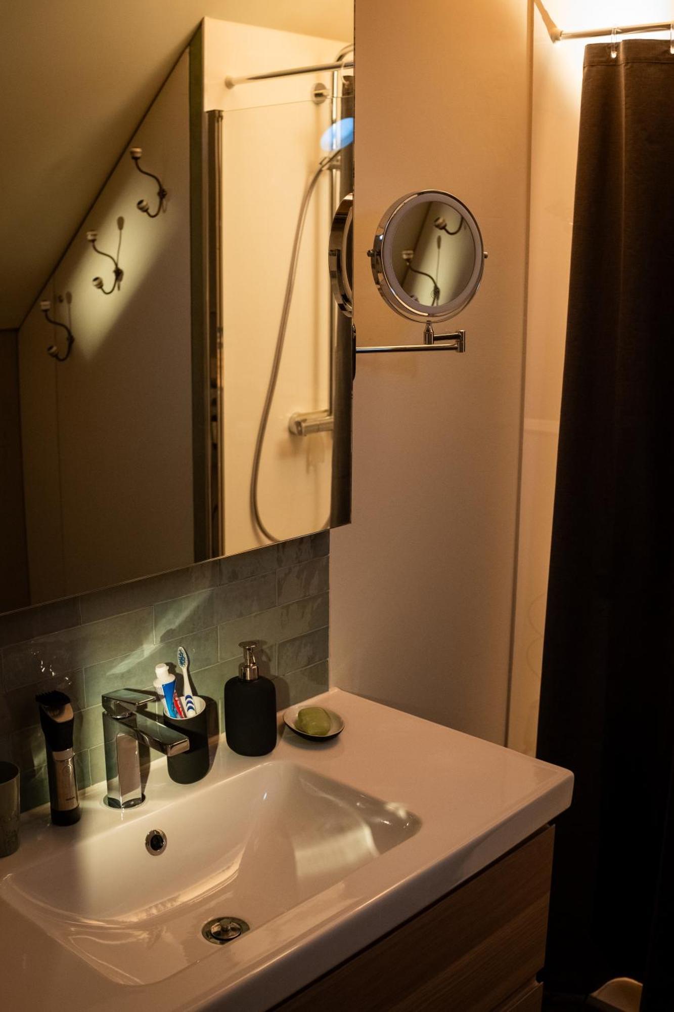 Kittel Guest With Private Bathroom *