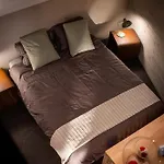 Studio Kittel Guest Room With Private Bathroom