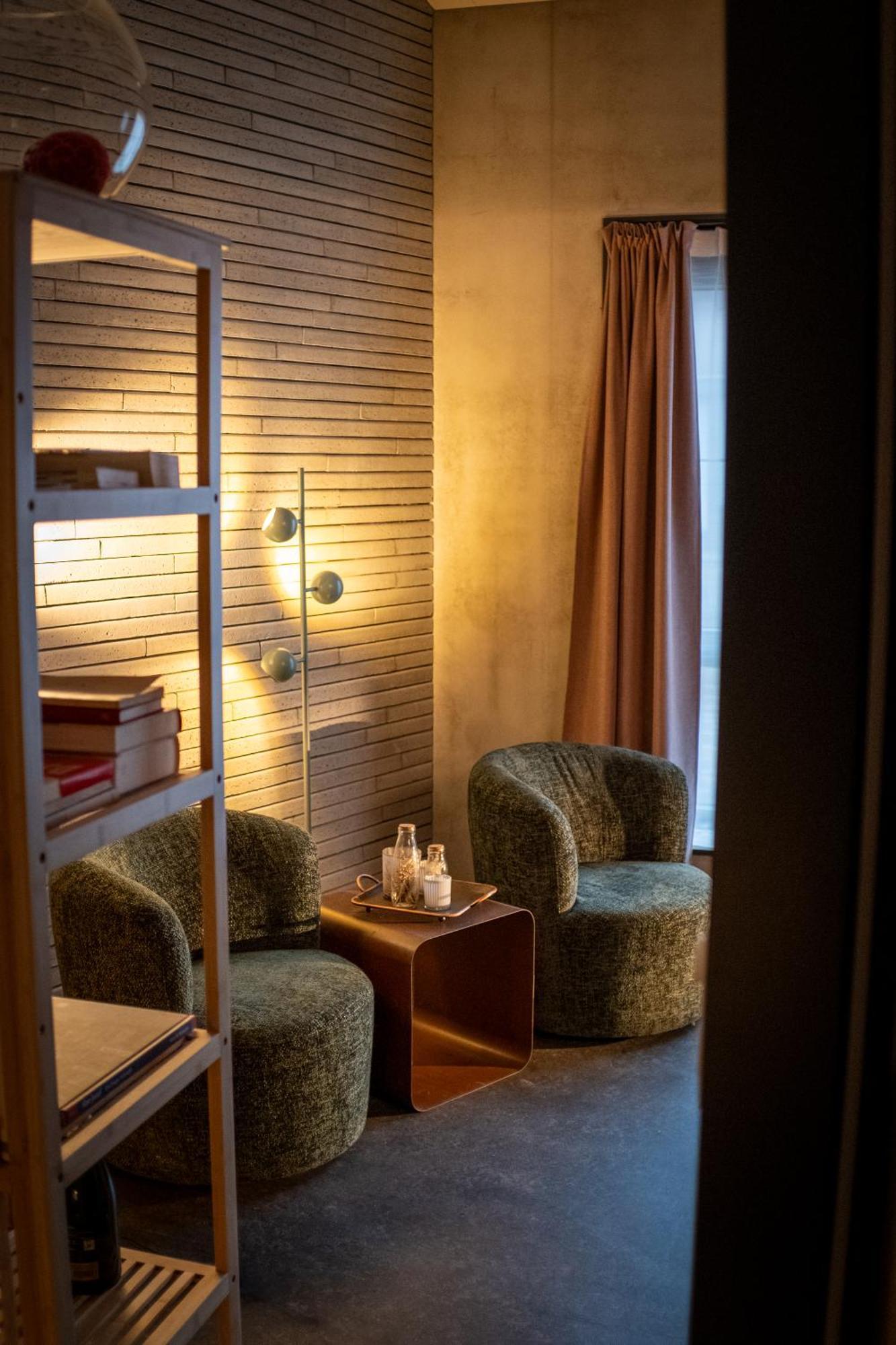 Kittel Guest With Private Bathroom