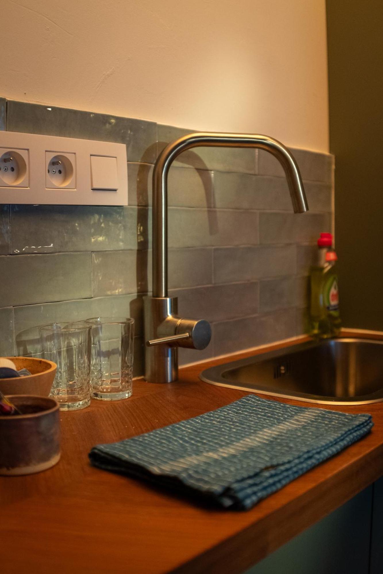 Gasthuis Kittel Guest With Private Bathroom Brugge